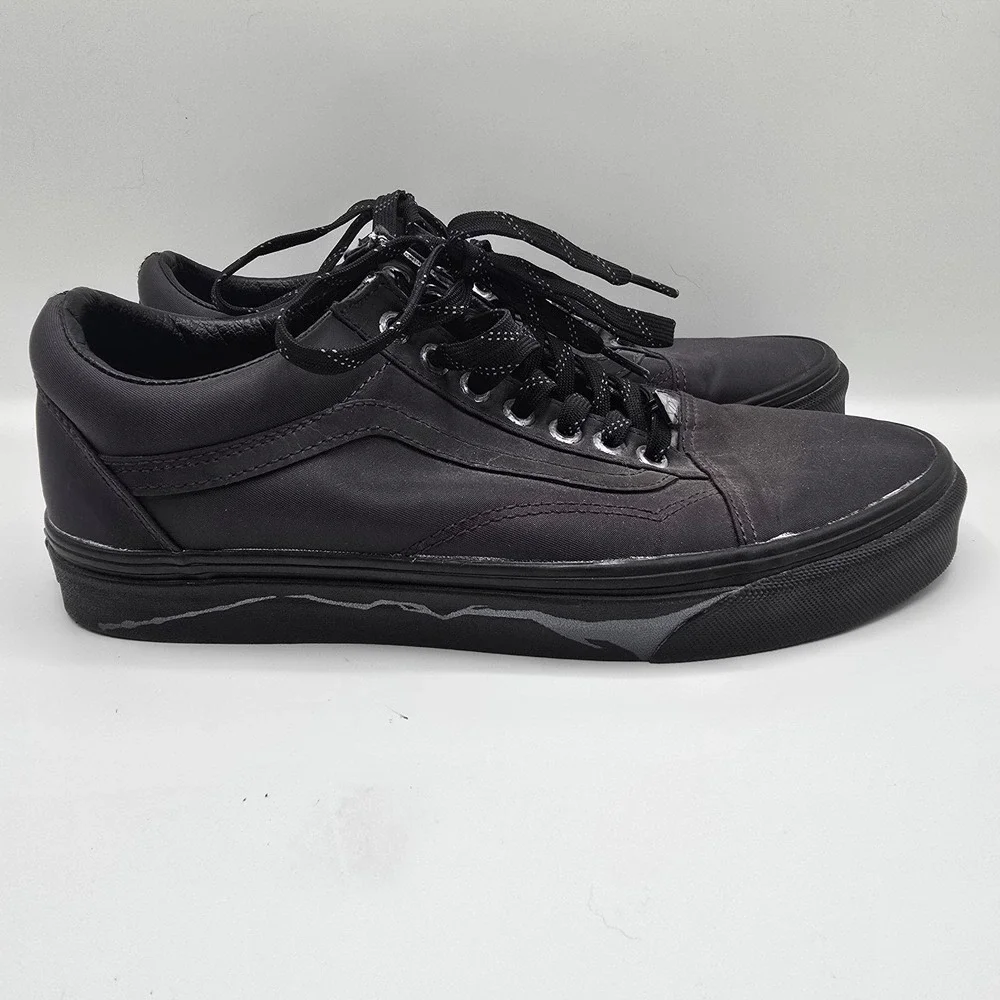 VANS Old Skool Harry Potter Deathly Hallows Black Men's Size‎ 8 Women Size 9.5